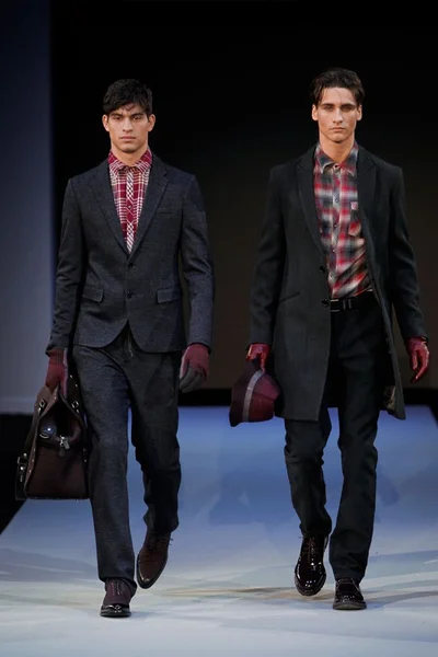 Look 69